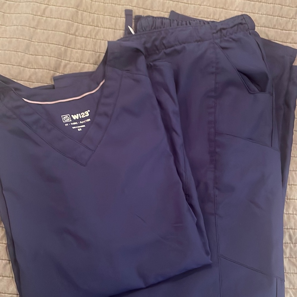 Never worn royal blue scrub set